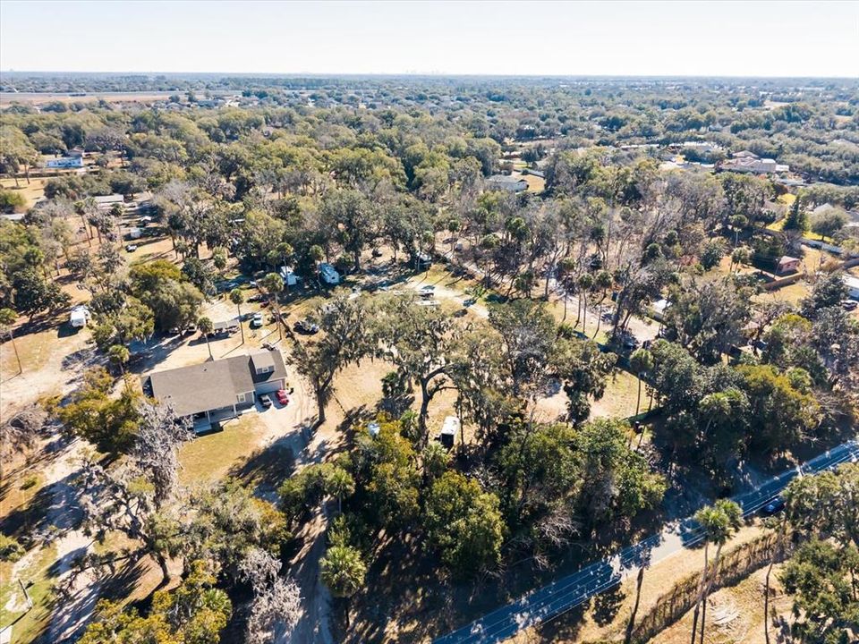 En Venta: $899,000 (2.85 acres)
