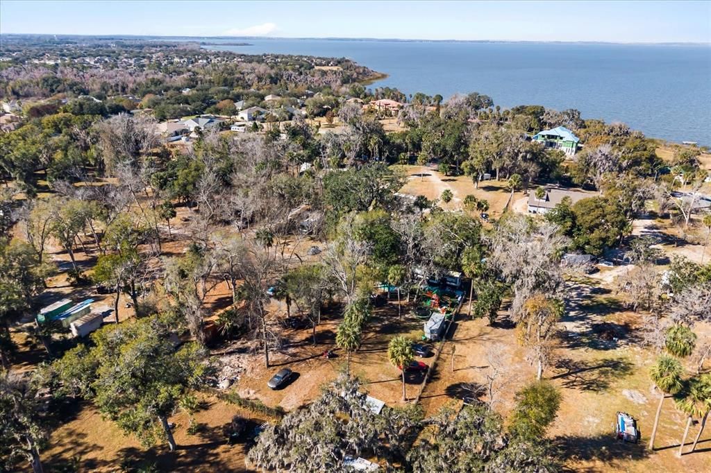En Venta: $899,000 (2.85 acres)