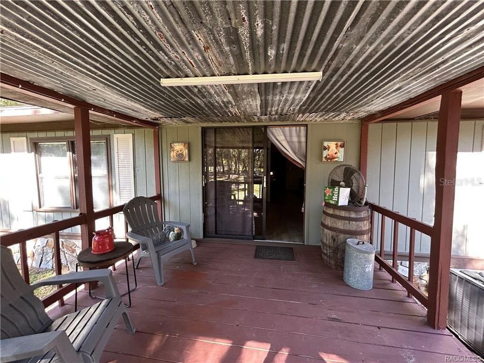 Под контрактом: $225,000 (3 спален, 2 ванн, 1456 Квадратных фут)