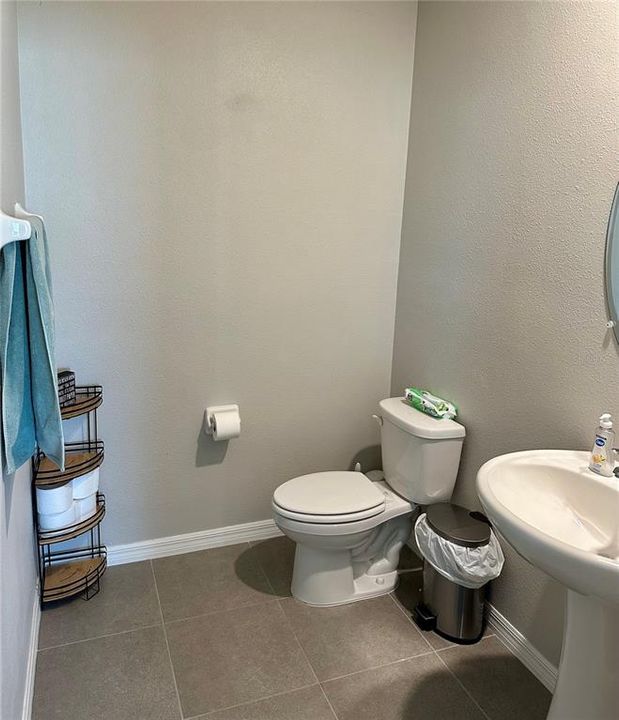 Active With Contract: $2,250 (4 beds, 2 baths, 2260 Square Feet)
