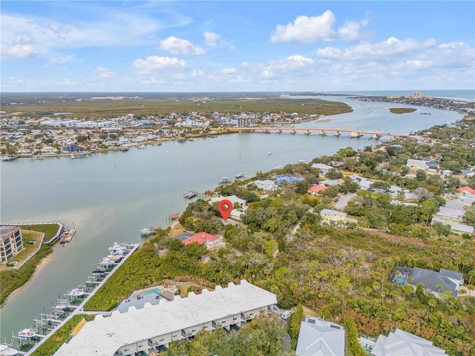 На продажу: $6,500,000 (0.65 acres)