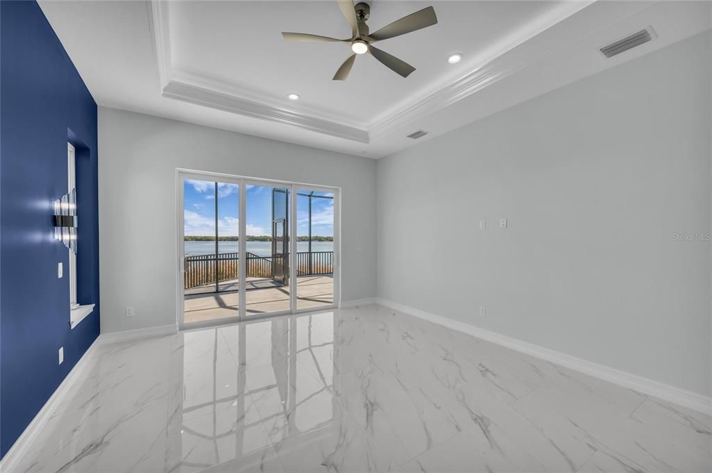 En Venta: $1,350,000 (4 camas, 3 baños, 2643 Pies cuadrados)