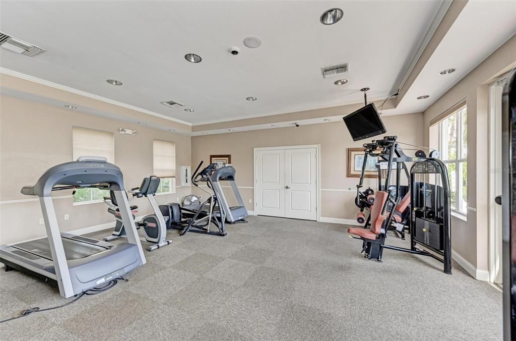 For Rent: $2,750 (2 beds, 2 baths, 1696 Square Feet)