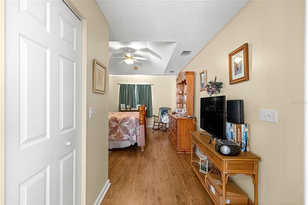 Activo con contrato: $225,000 (2 camas, 2 baños, 1344 Pies cuadrados)