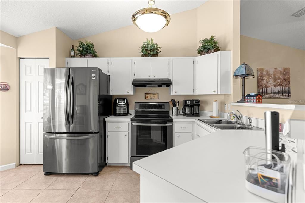 Activo con contrato: $225,000 (2 camas, 2 baños, 1344 Pies cuadrados)