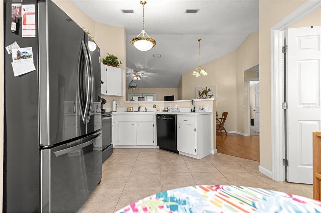 Activo con contrato: $225,000 (2 camas, 2 baños, 1344 Pies cuadrados)