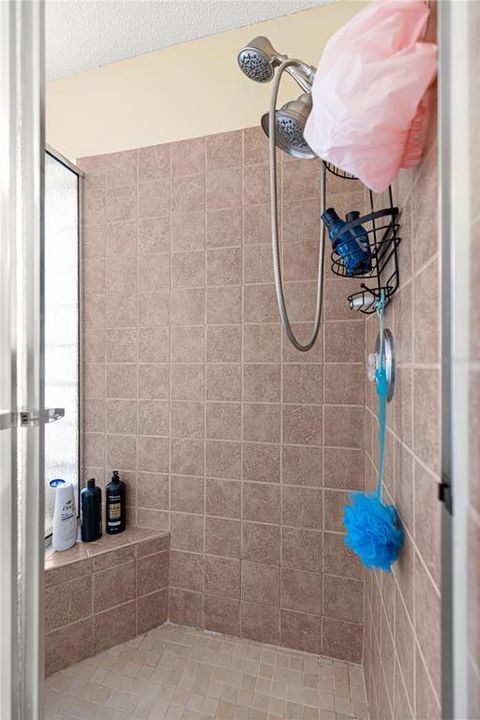 Activo con contrato: $225,000 (2 camas, 2 baños, 1344 Pies cuadrados)