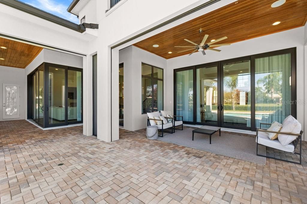 Active With Contract: $3,195,000 (5 beds, 5 baths, 5071 Square Feet)