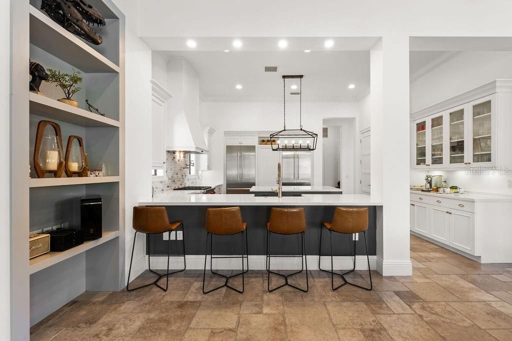 Active With Contract: $3,195,000 (5 beds, 5 baths, 5071 Square Feet)