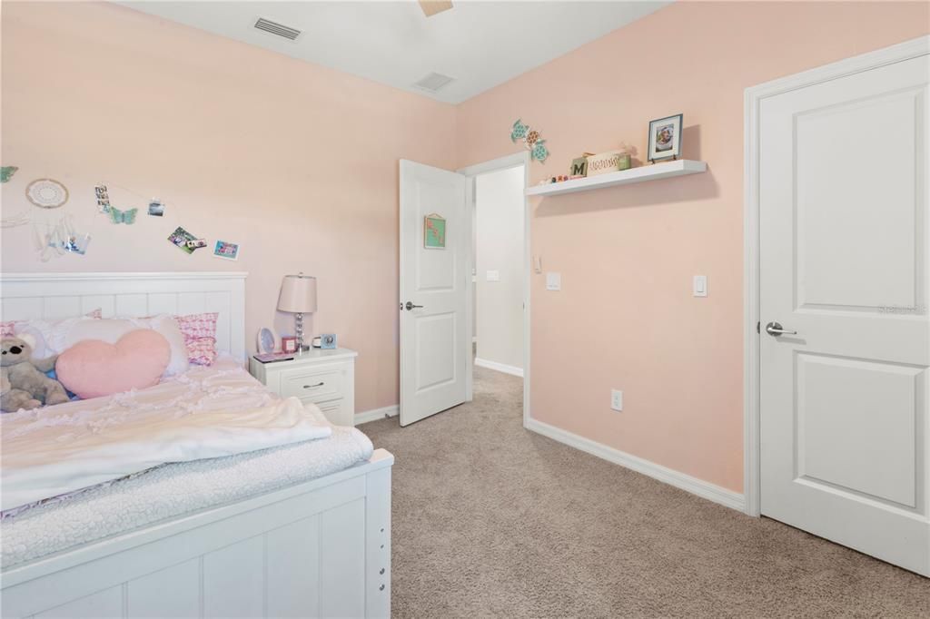 Active With Contract: $719,900 (4 beds, 3 baths, 2940 Square Feet)