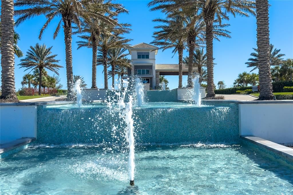 Active With Contract: $719,900 (4 beds, 3 baths, 2940 Square Feet)