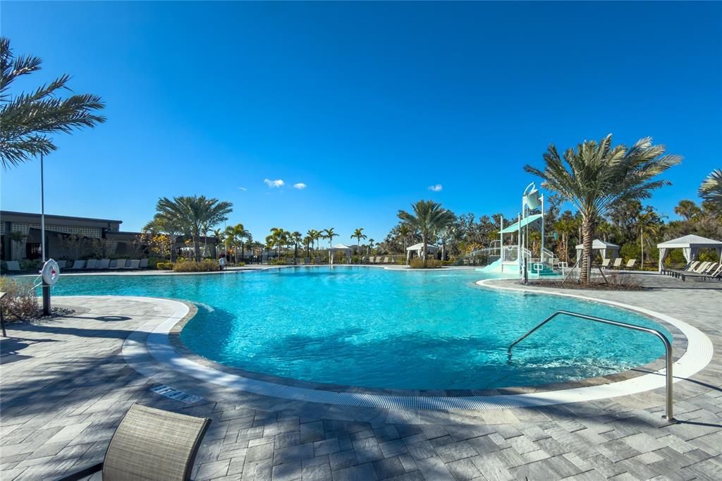 Active With Contract: $719,900 (4 beds, 3 baths, 2940 Square Feet)
