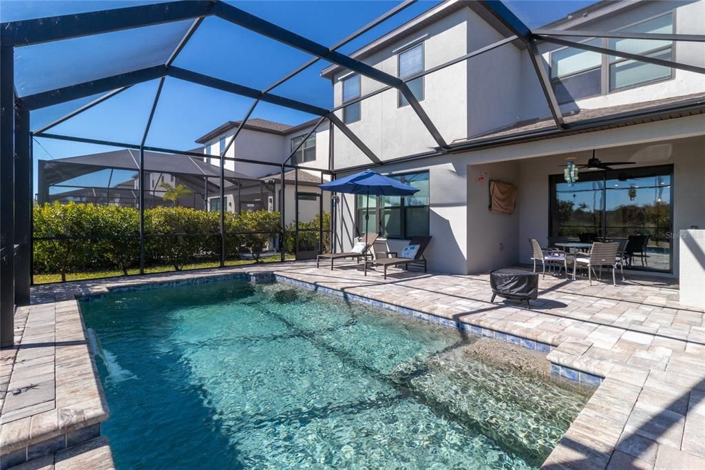 Active With Contract: $719,900 (4 beds, 3 baths, 2940 Square Feet)