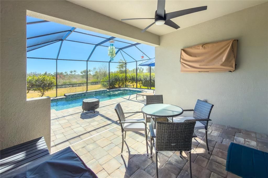 Active With Contract: $719,900 (4 beds, 3 baths, 2940 Square Feet)