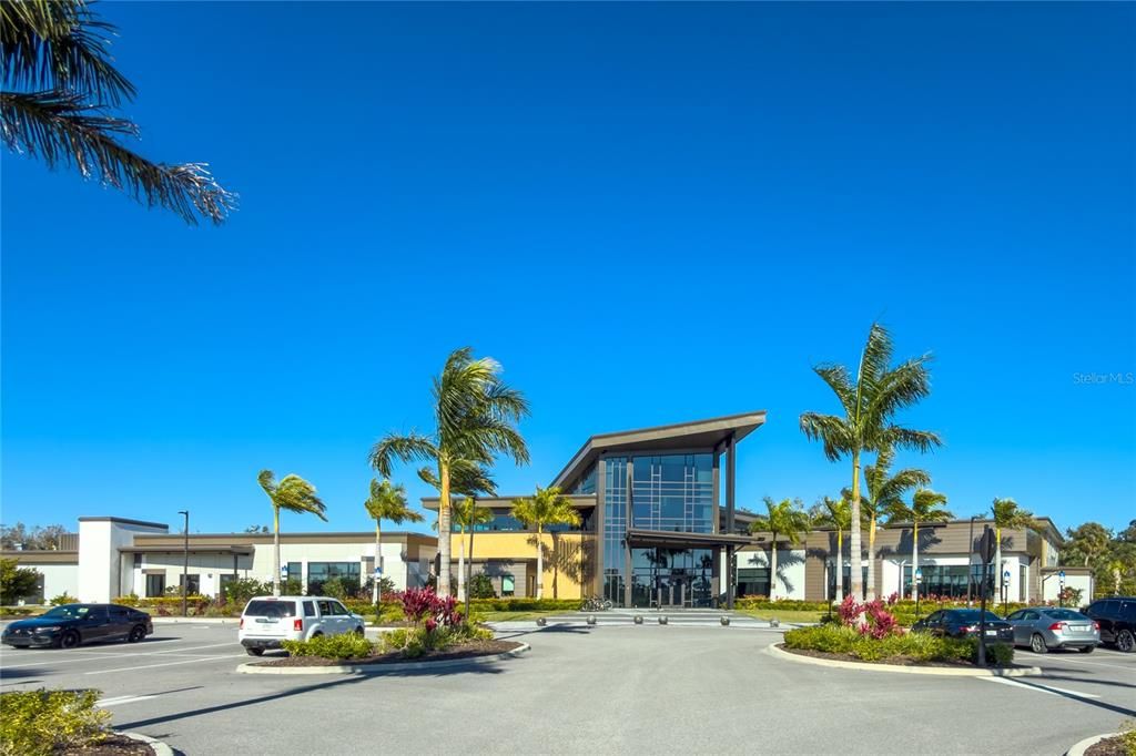 Active With Contract: $719,900 (4 beds, 3 baths, 2940 Square Feet)