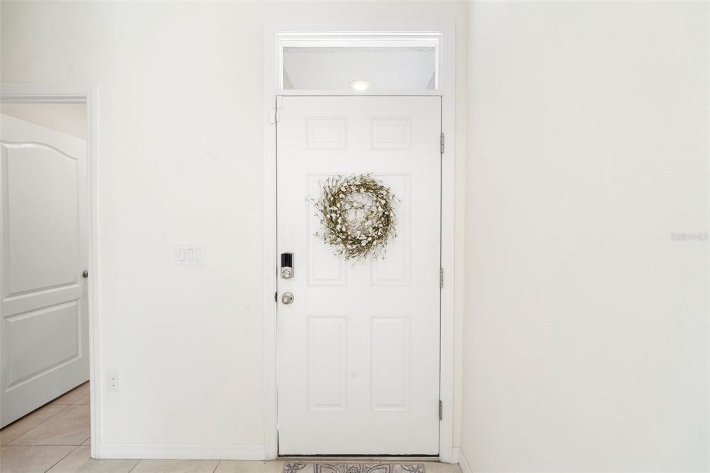 Activo con contrato: $310,000 (3 camas, 2 baños, 1516 Pies cuadrados)