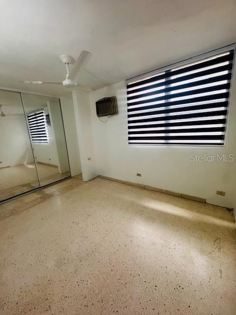 En Venta: $245,000 (3 camas, 2 baños, 1700 Pies cuadrados)
