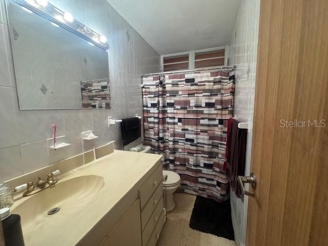 En Venta: $245,000 (3 camas, 2 baños, 1700 Pies cuadrados)