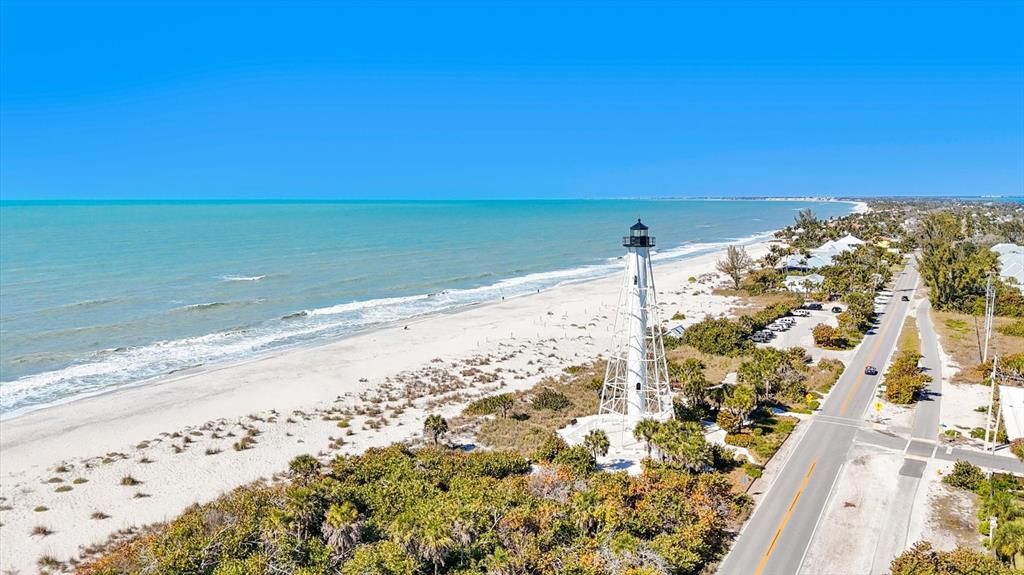 Active With Contract: $4,950,000 (7 beds, 4 baths, 3902 Square Feet)
