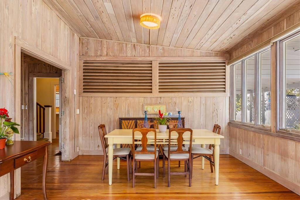 For Sale: $4,950,000 (7 beds, 4 baths, 3902 Square Feet)