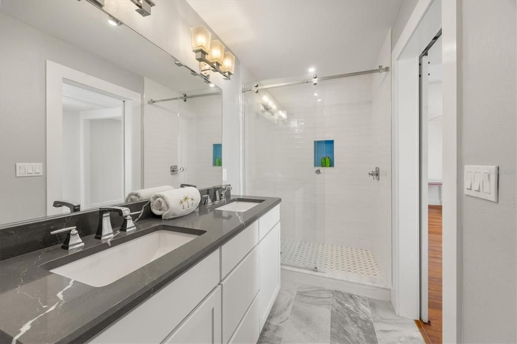 For Sale: $4,950,000 (7 beds, 4 baths, 3902 Square Feet)