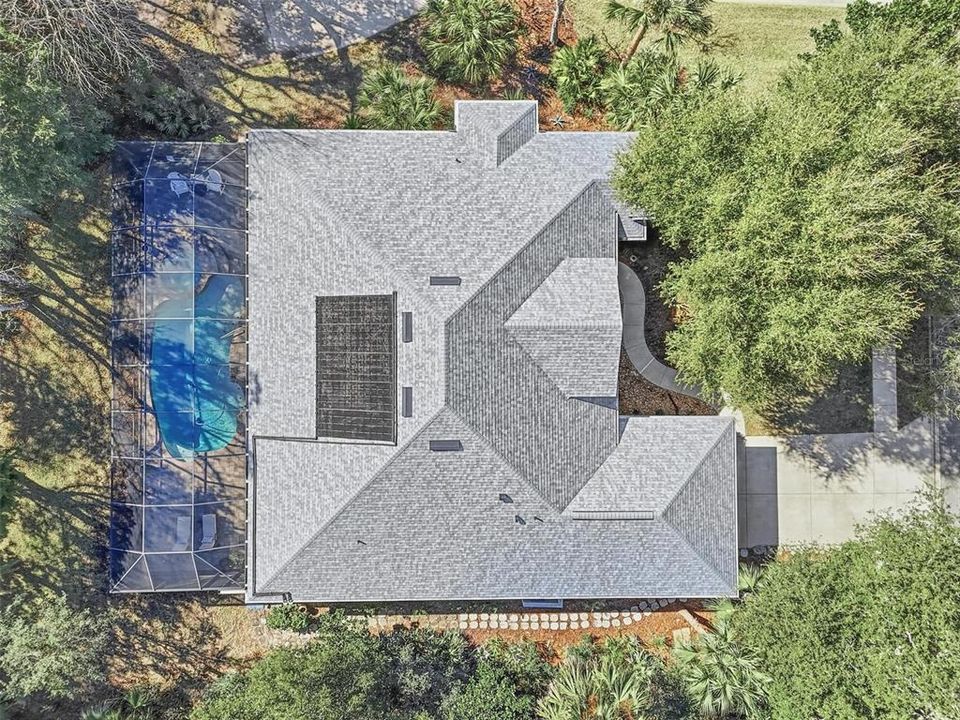 Activo con contrato: $799,000 (4 camas, 2 baños, 2733 Pies cuadrados)