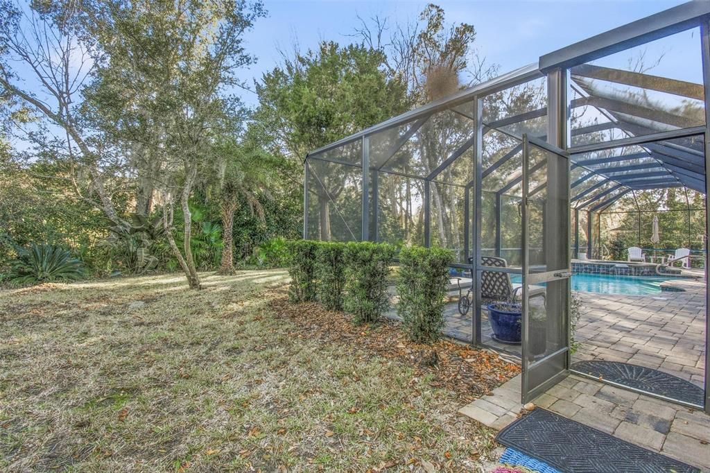 Activo con contrato: $799,000 (4 camas, 2 baños, 2733 Pies cuadrados)