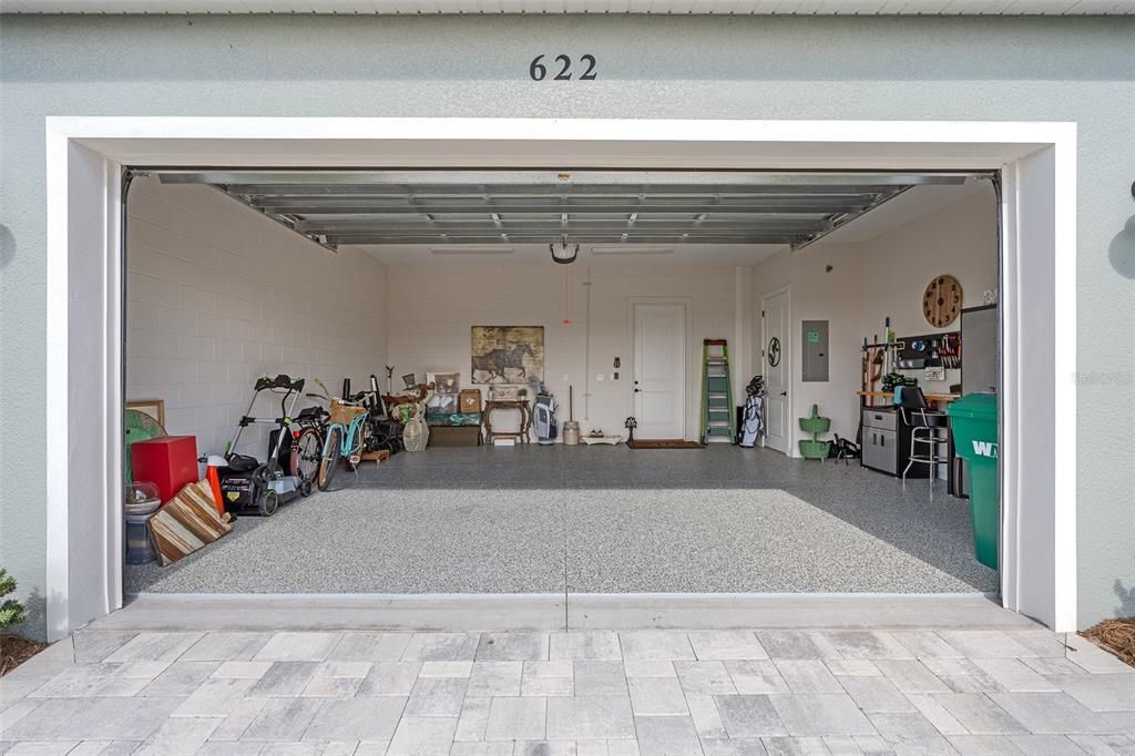 Active With Contract: $698,800 (3 beds, 2 baths, 2027 Square Feet)