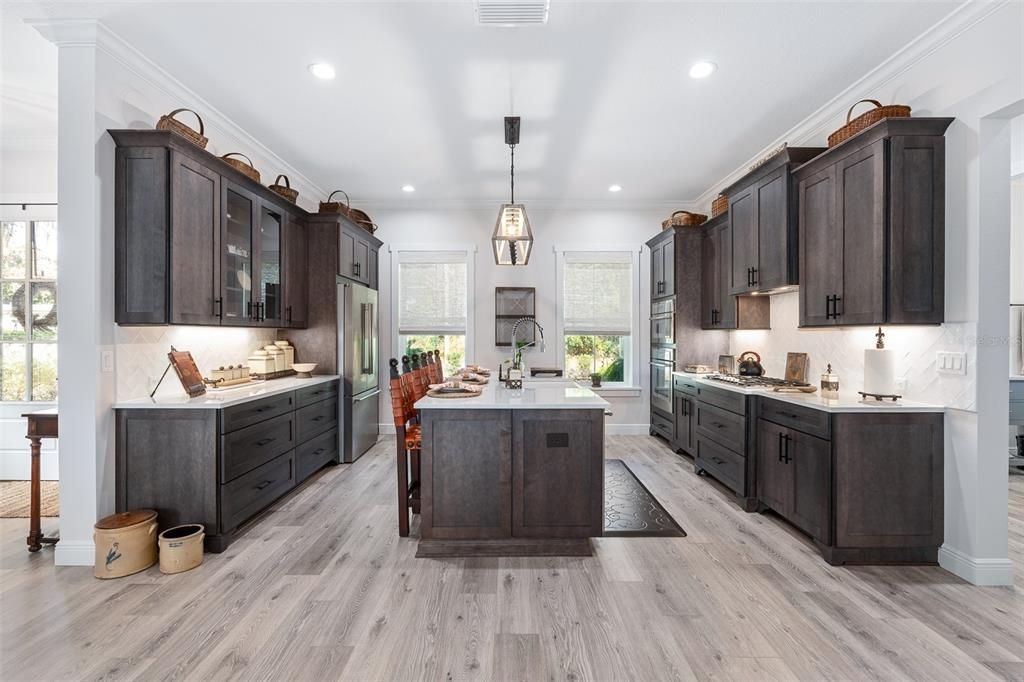 Active With Contract: $698,800 (3 beds, 2 baths, 2027 Square Feet)