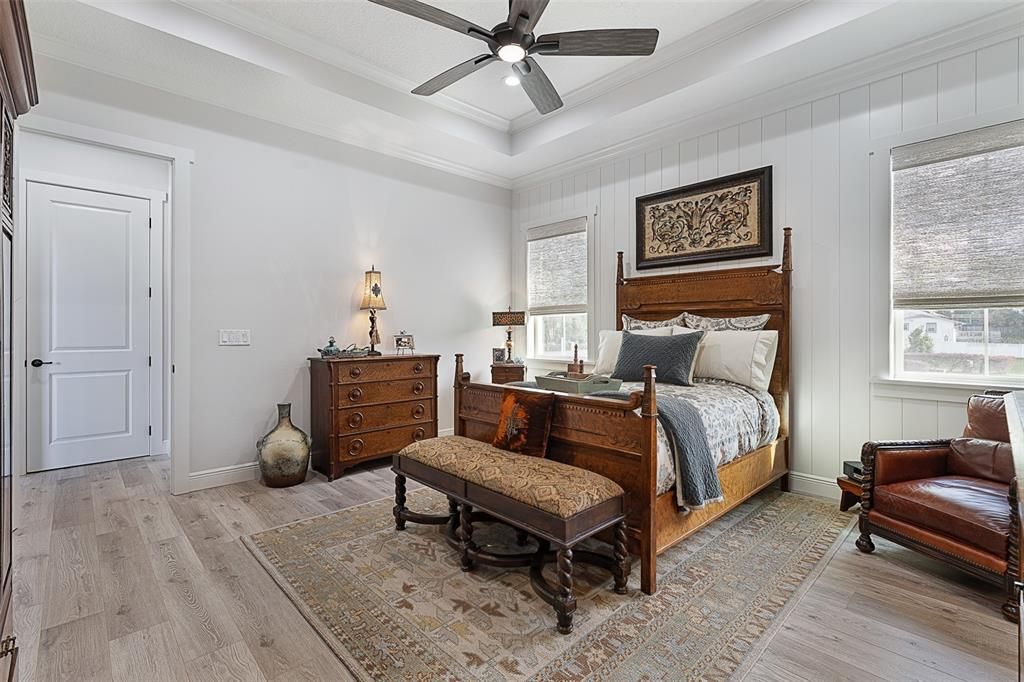 Active With Contract: $698,800 (3 beds, 2 baths, 2027 Square Feet)