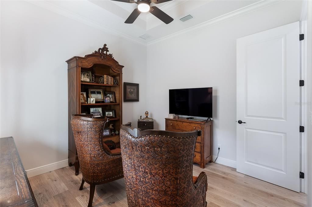 Active With Contract: $698,800 (3 beds, 2 baths, 2027 Square Feet)