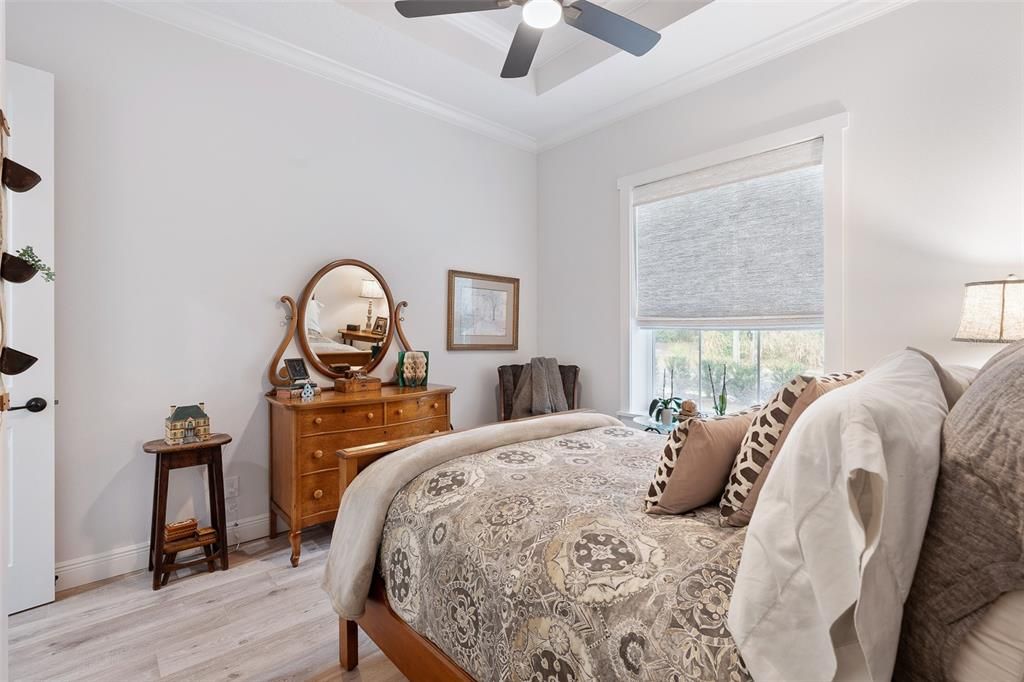 Active With Contract: $698,800 (3 beds, 2 baths, 2027 Square Feet)