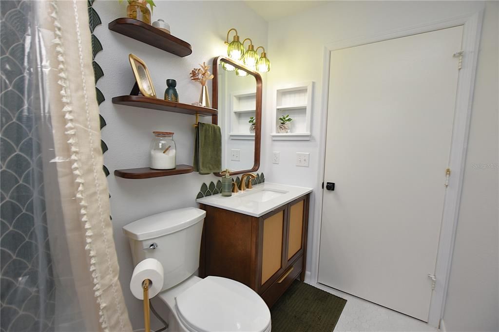 En Venta: $315,900 (3 camas, 2 baños, 1195 Pies cuadrados)