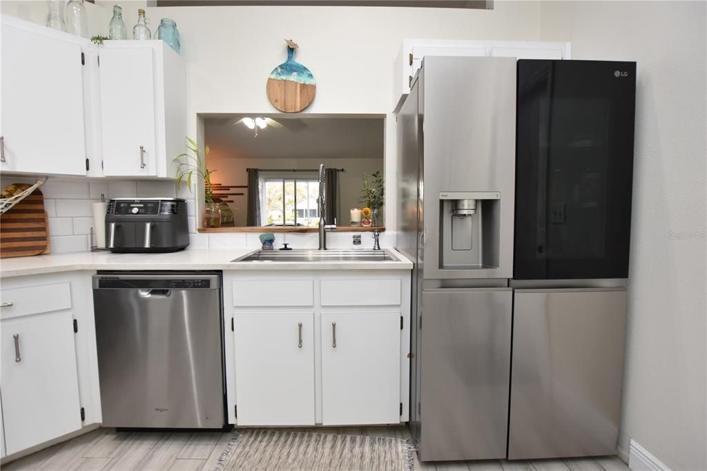 En Venta: $315,900 (3 camas, 2 baños, 1195 Pies cuadrados)