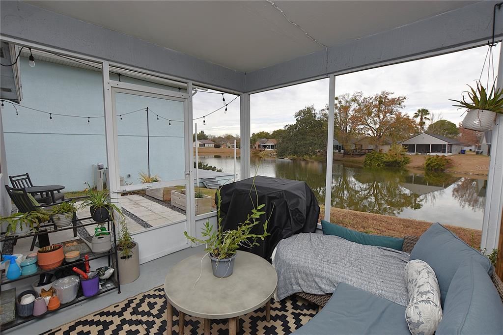 En Venta: $315,900 (3 camas, 2 baños, 1195 Pies cuadrados)