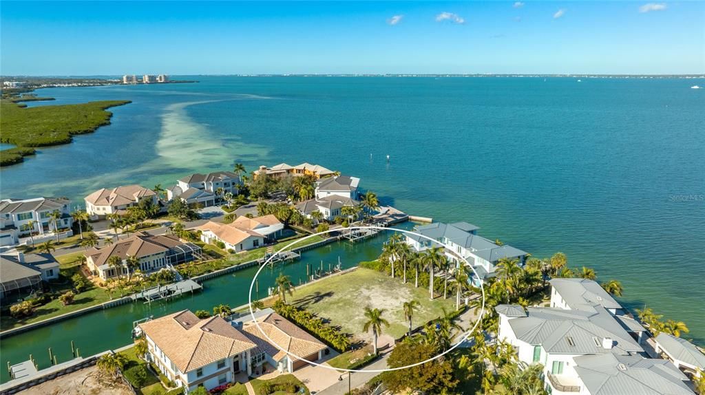 For Sale: $7,299,000 (5 beds, 5 baths, 4452 Square Feet)