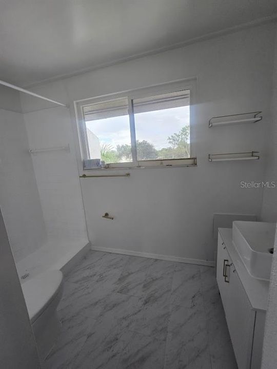 Под контрактом: $164,900 (2 спален, 2 ванн, 1646 Квадратных фут)