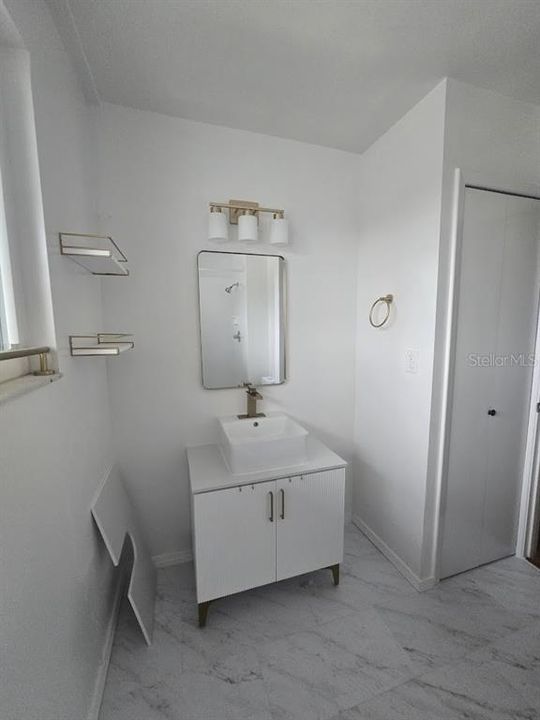 Под контрактом: $164,900 (2 спален, 2 ванн, 1646 Квадратных фут)