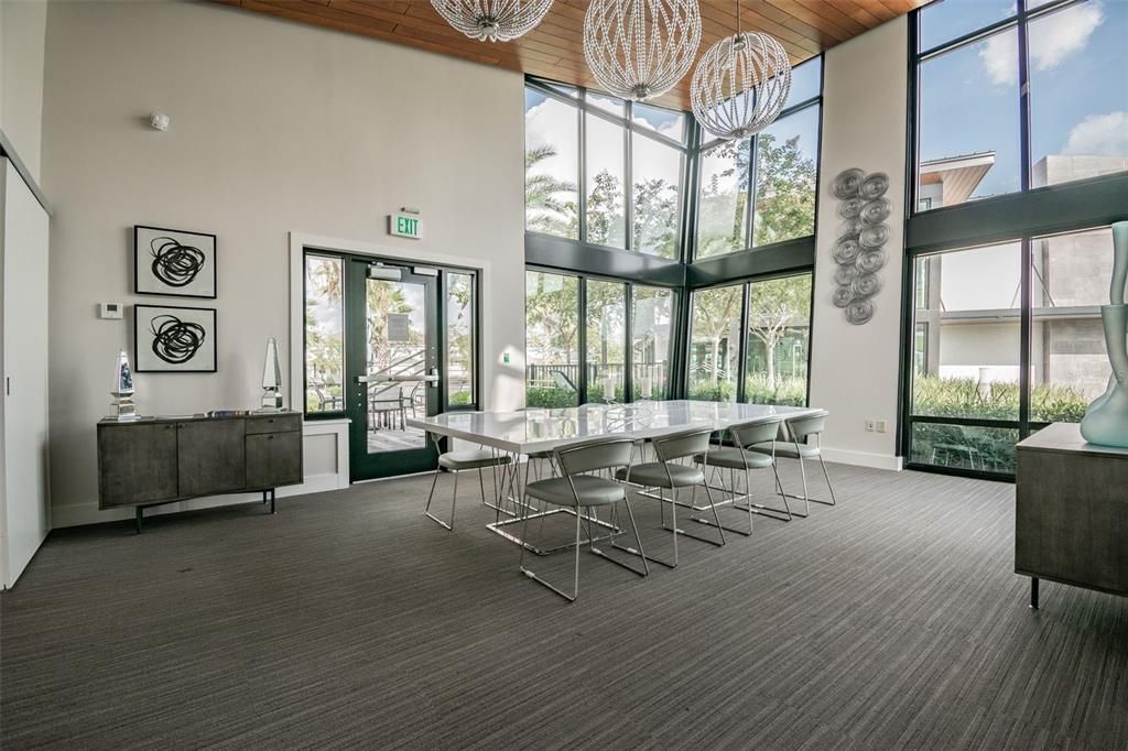 Activo con contrato: $468,000 (3 camas, 2 baños, 1880 Pies cuadrados)