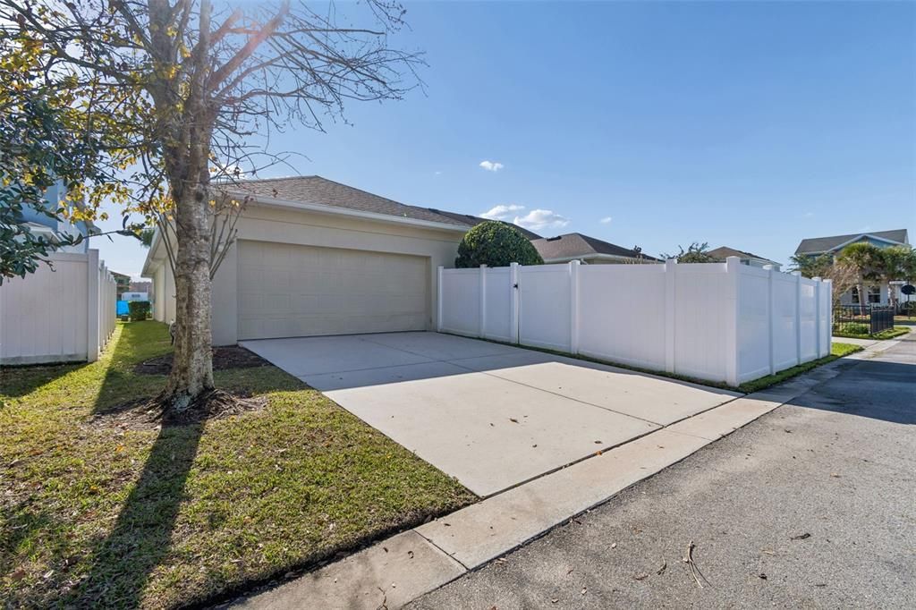 Activo con contrato: $468,000 (3 camas, 2 baños, 1880 Pies cuadrados)