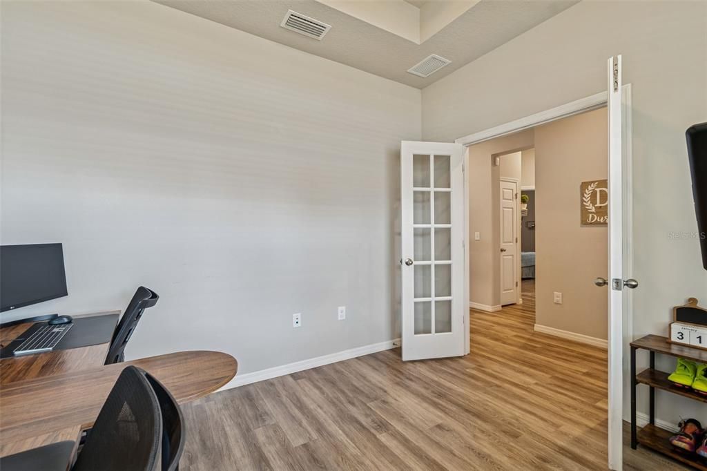 Activo con contrato: $468,000 (3 camas, 2 baños, 1880 Pies cuadrados)