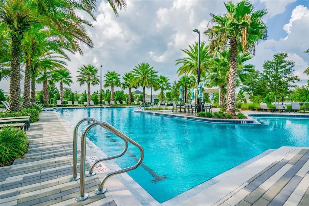 Activo con contrato: $468,000 (3 camas, 2 baños, 1880 Pies cuadrados)