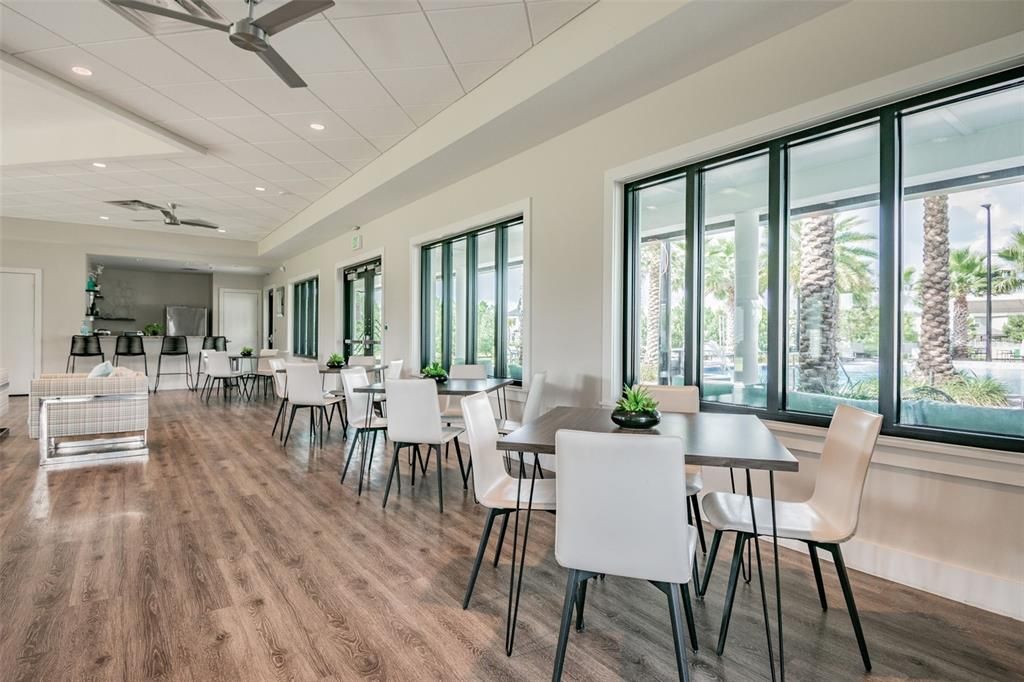 Activo con contrato: $468,000 (3 camas, 2 baños, 1880 Pies cuadrados)