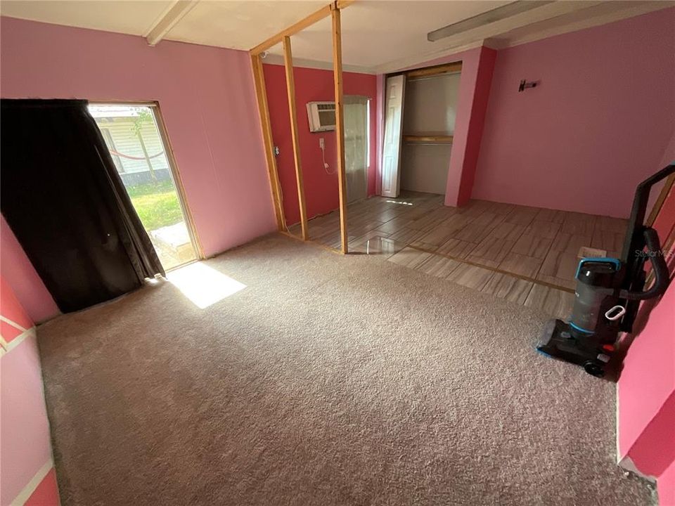 En Venta: $159,000 (4 camas, 2 baños, 784 Pies cuadrados)