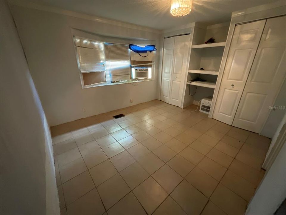 En Venta: $159,000 (4 camas, 2 baños, 784 Pies cuadrados)