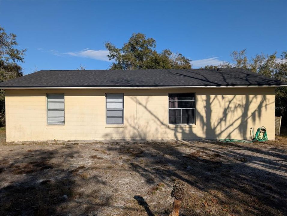 For Sale: $210,000 (3 beds, 1 baths, 1028 Square Feet)