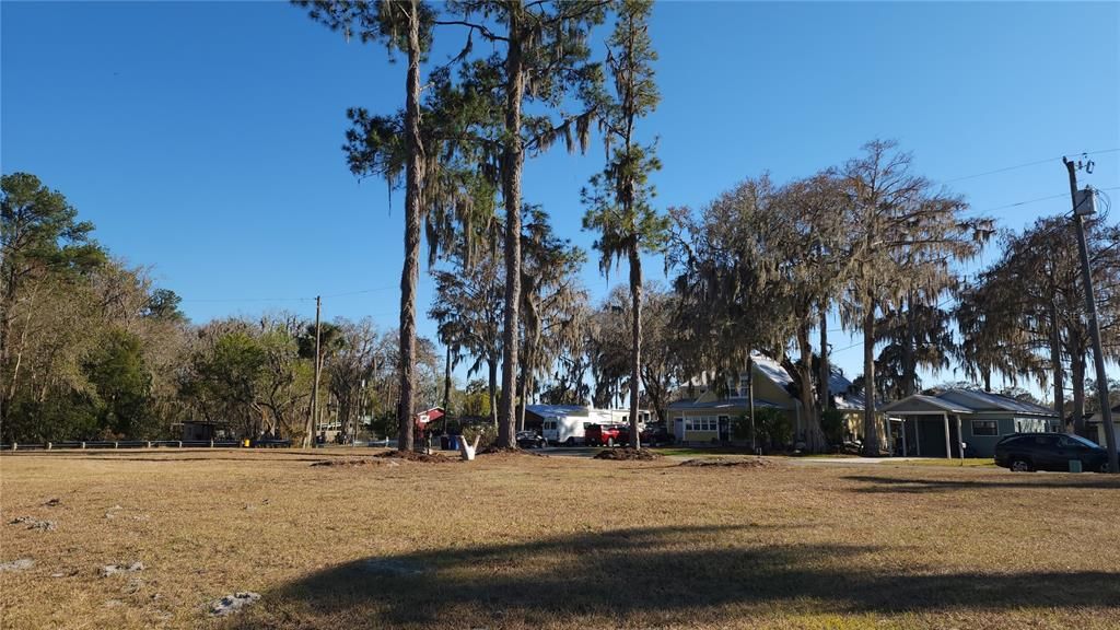 待售: $135,000 (0.33 acres)