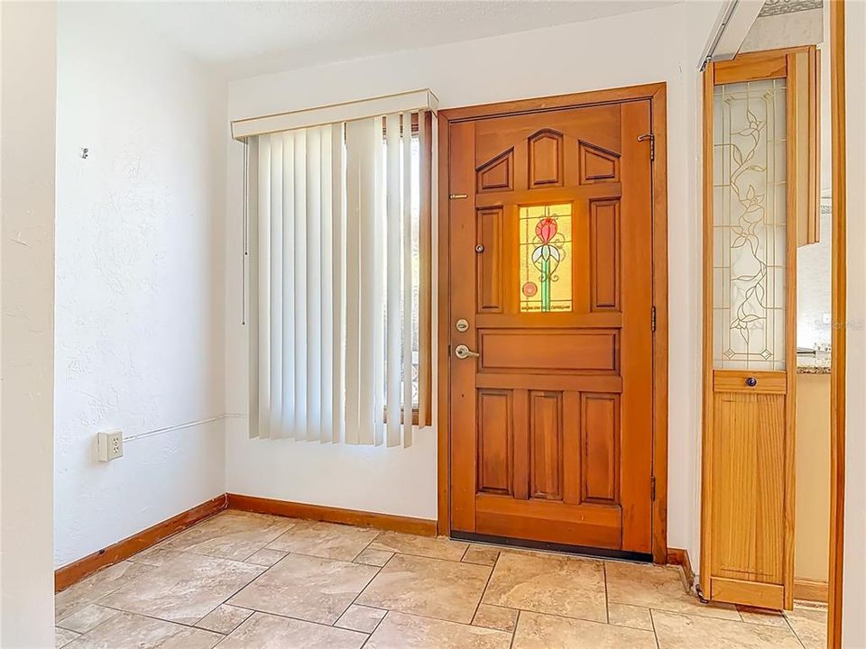 На продажу: $279,900 (3 спален, 2 ванн, 1550 Квадратных фут)