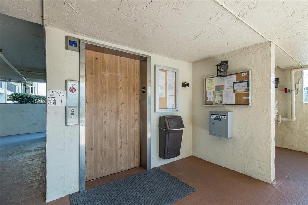 For Sale: $339,000 (2 beds, 2 baths, 1025 Square Feet)