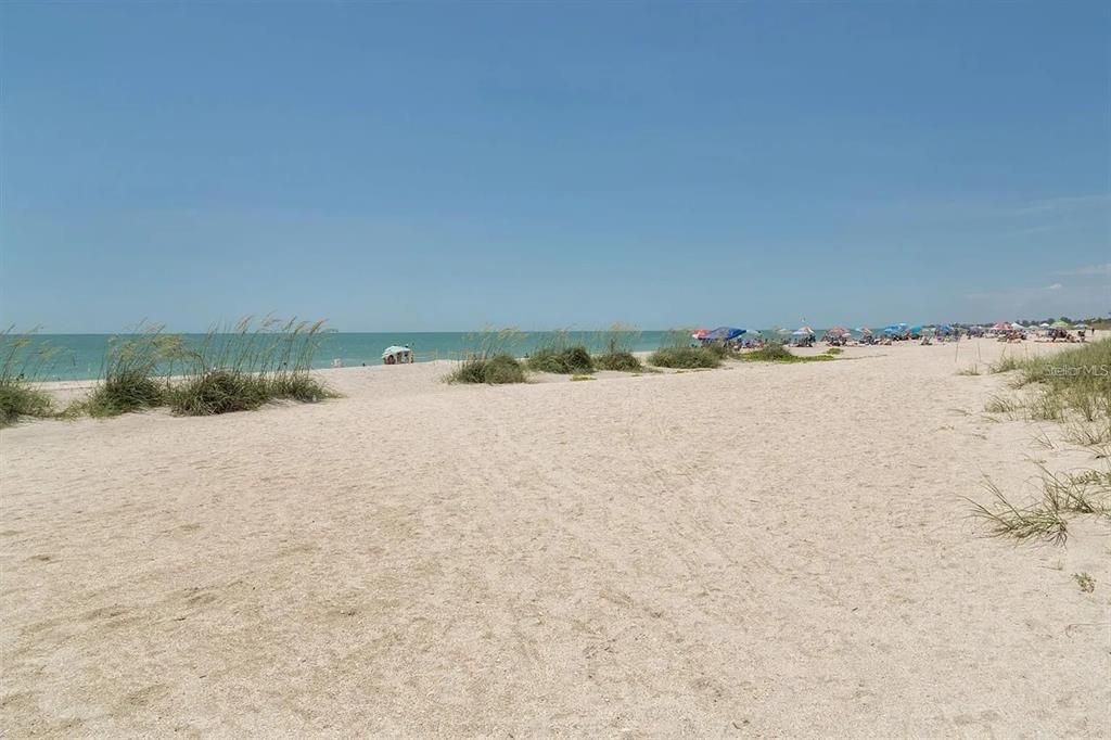 待售: $195,000 (2 贝兹, 2 浴室, 1198 平方英尺)